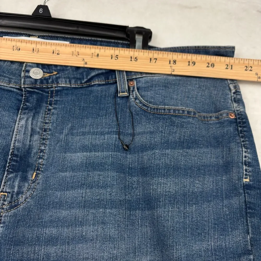 Levi Signature Slim Boyfriend Ankle Jeans Mid Rise Size 24 Stretch Denim Cuffed